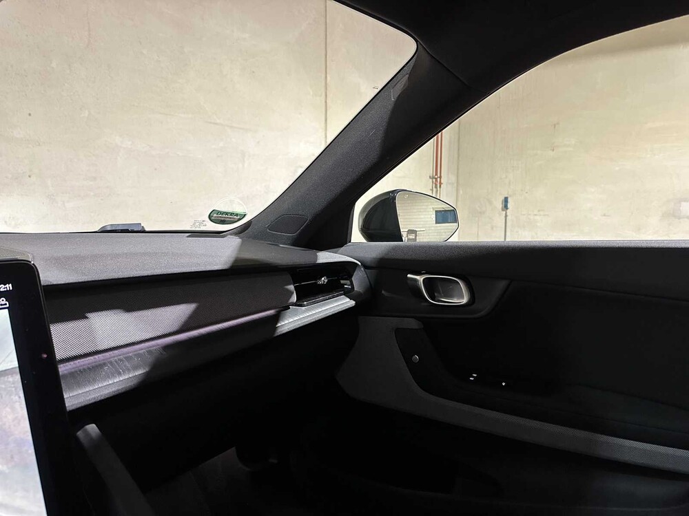 Polestar 2 Long Range Dual Motor Launch Edition 78kWh 408pk 2020 (Origineel-NL + 1e Eigenaar) J-075-LS