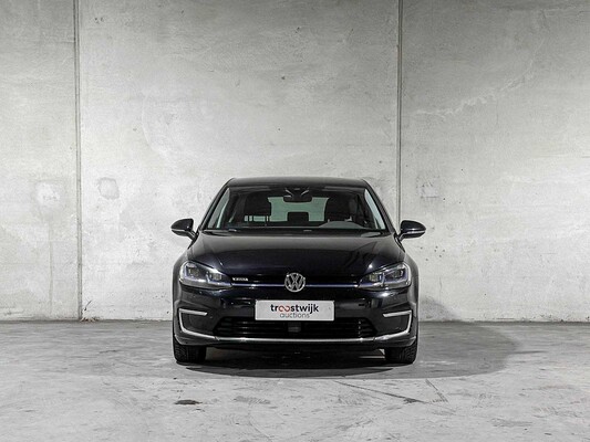 Volkswagen e-Golf 136pk 2018 (Origineel-NL), SF-488-D