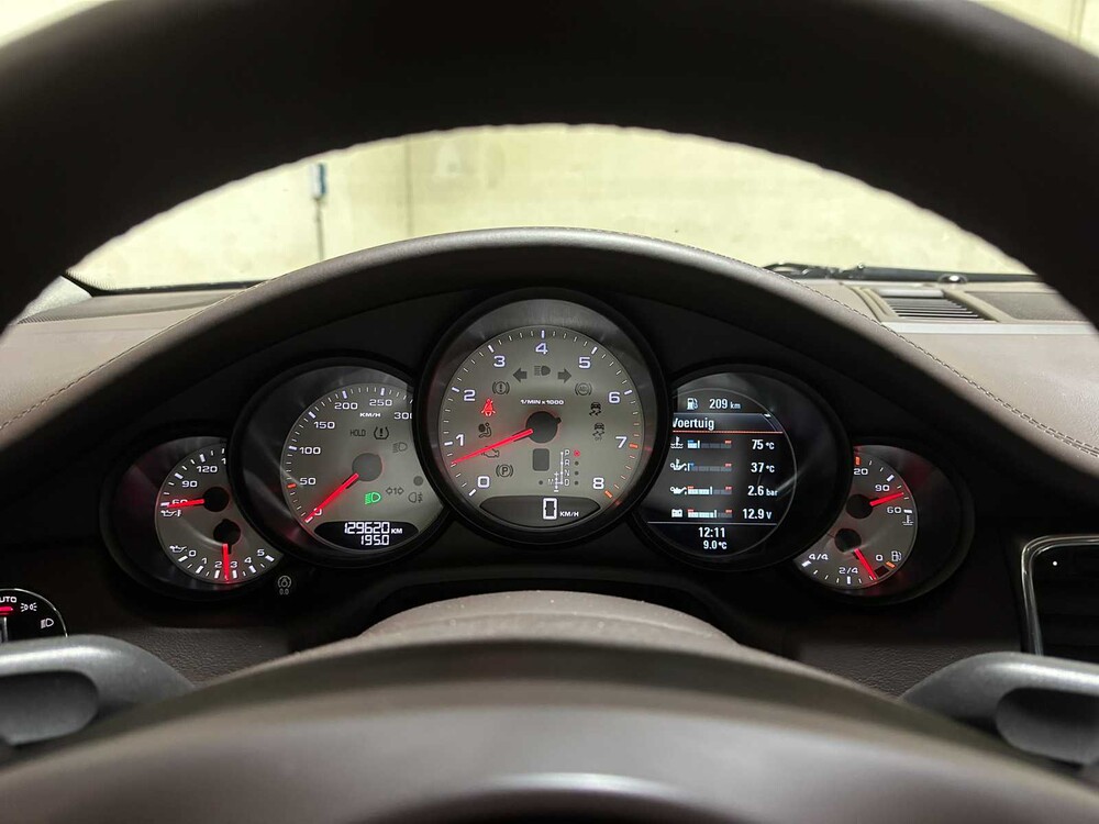 Porsche Panamera 3.6 V6 4WD 300pk 2012, G-397-TZ