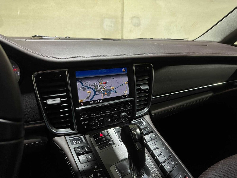 Porsche Panamera 3.6 V6 4WD 300pk 2012, G-397-TZ