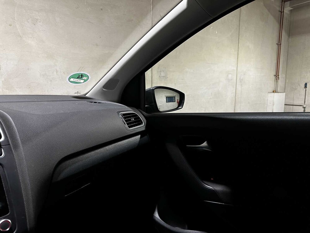 Volkswagen Polo 1.2 TSI BlueMotion Comfort Edition 89pk 2012, 70-XJJ-8