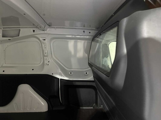 Peugeot Partner 120 1.6 BlueHDi 75 L1 Premium Pack 75pk 2018 (Origineel-NL & 1e Eigenaar), V-700-SK