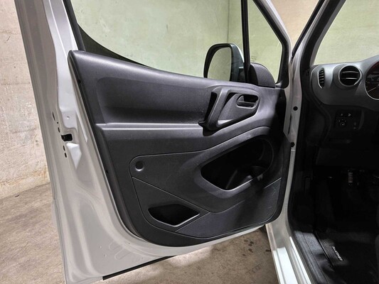 Peugeot Partner 120 1.6 BlueHDi 75 L1 Premium Pack 75pk 2018 (Origineel-NL & 1e Eigenaar), V-700-SK