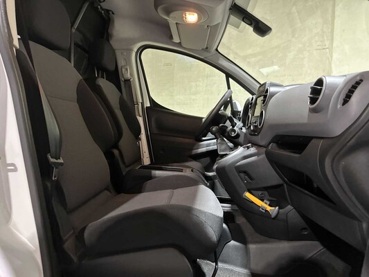 Peugeot Partner 120 1.6 BlueHDi 75 L1 Premium Pack 75pk 2018 (Origineel-NL & 1e Eigenaar), V-700-SK