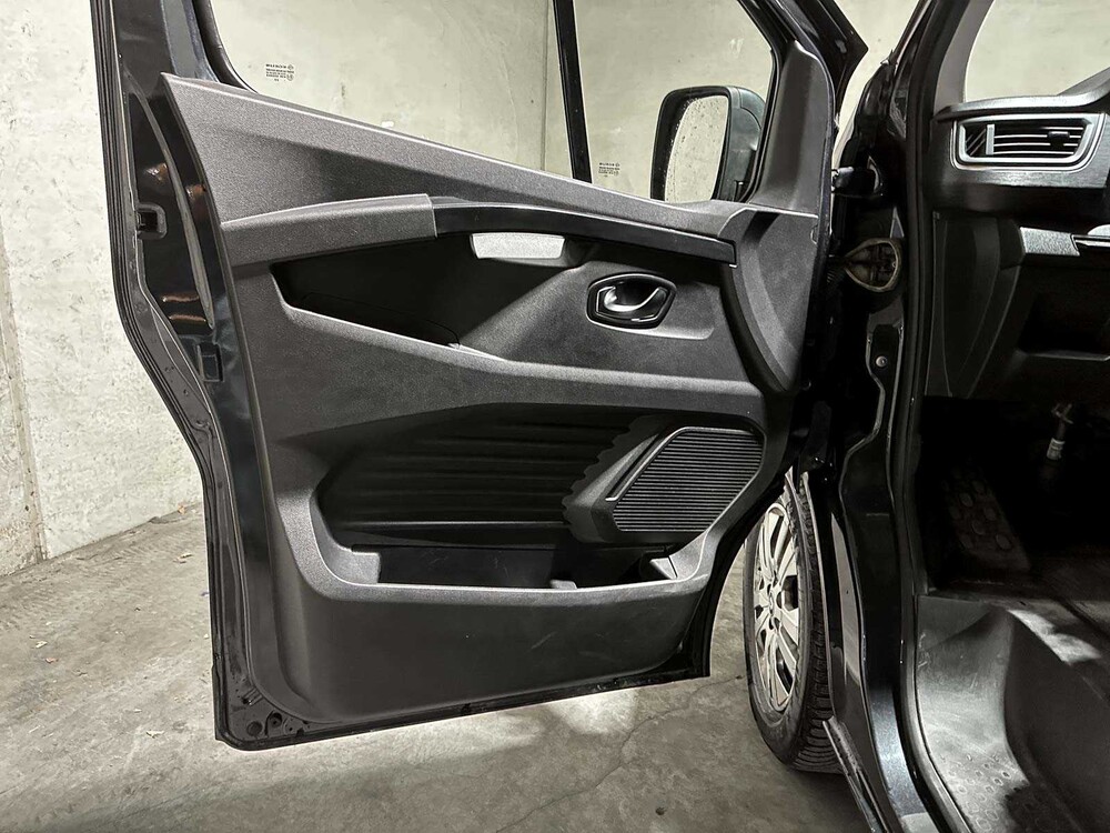 Renault Trafic 2.0 9-Persoons 150pk 2023 Bedrijfswagen