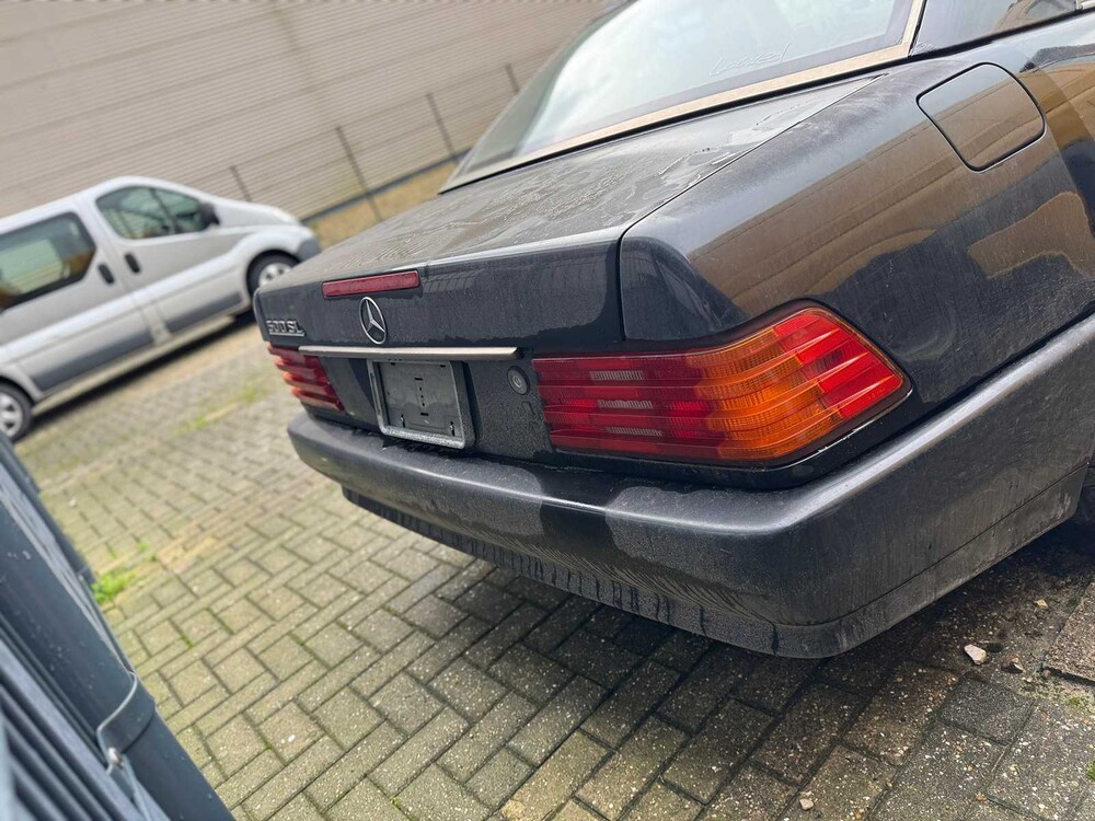 Mercedes-Benz SL500 Convertible 332PK 1992