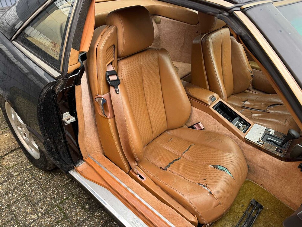 Mercedes-Benz SL500 Convertible 332PK 1992