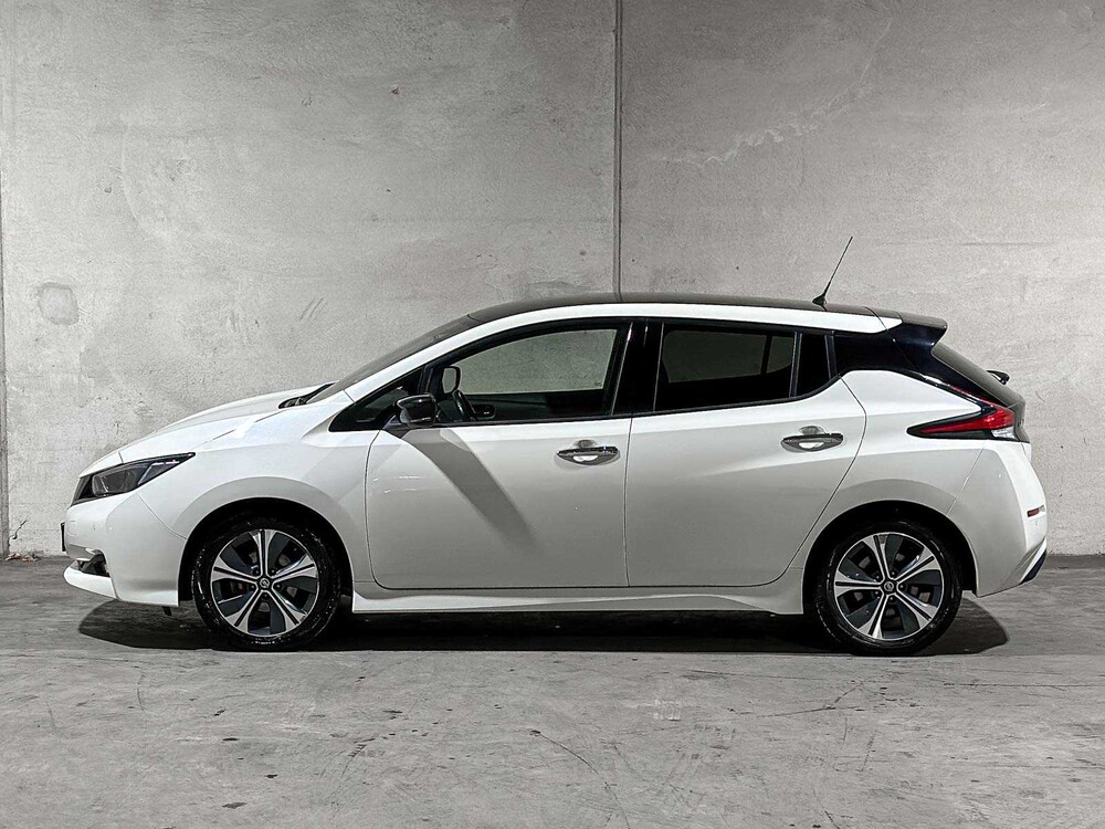 Nissan LEAF N-Connecta 40 kWh 150pk 2018 (Origineel-NL), TS-273-T