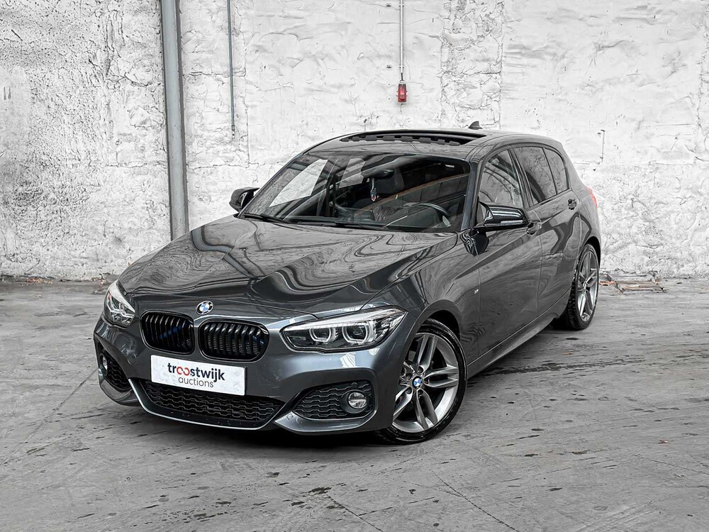 BMW 118i Executive 1er 1 Serie 136 PS 2018, SR-255-Z