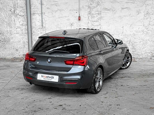 BMW 118i Executive 1er 1 Serie 136 PS 2018, SR-255-Z