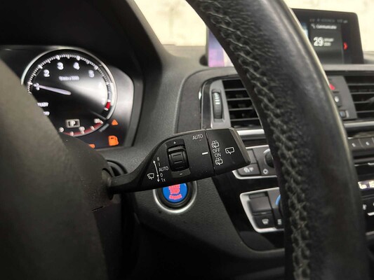 BMW 118i Executive 1er 1 Serie 136 PS 2018, SR-255-Z