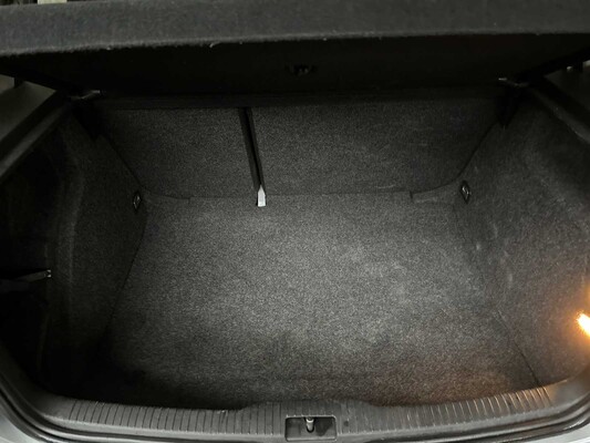 Volkswagen Golf 1,6 Trendline 101 PS 2001 AUTOMATIK, 23 PS-FX