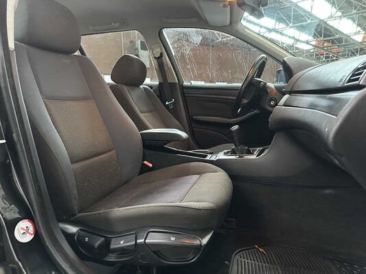 BMW 316i Touring Schwarz & Silber 3er-Reihe 114 PS 2003, 62-LK-SL