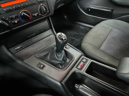 BMW 316i Touring Schwarz & Silber 3er-Reihe 114 PS 2003, 62-LK-SL