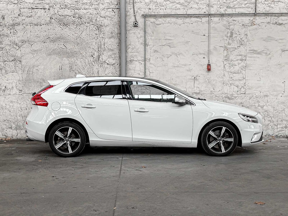 Volvo V40 1.5 T3 Polar+ Sport 152 PS 2019, G-819-BH