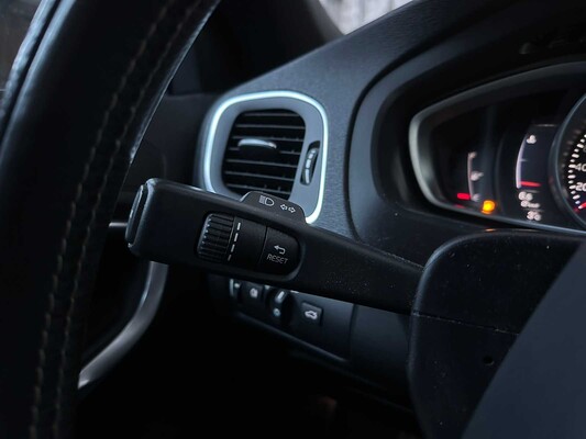 Volvo V40 1.5 T3 Polar+ Sport 152 PS 2019, G-819-BH