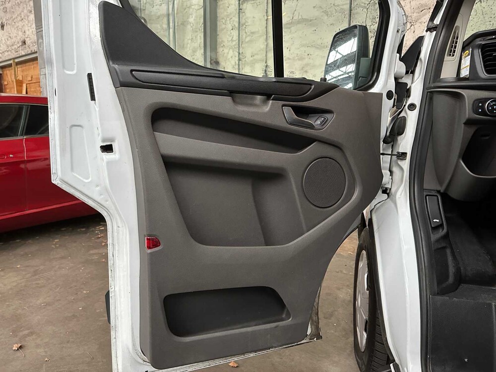 Ford Transit Custom 320 2,0 TDCI L1H2 Tr 9 Personen 103 PS 2018, N-814-HS