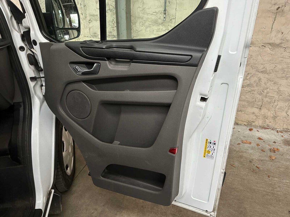 Ford Transit Custom 320 2,0 TDCI L1H2 Tr 9 Personen 103 PS 2018, N-814-HS