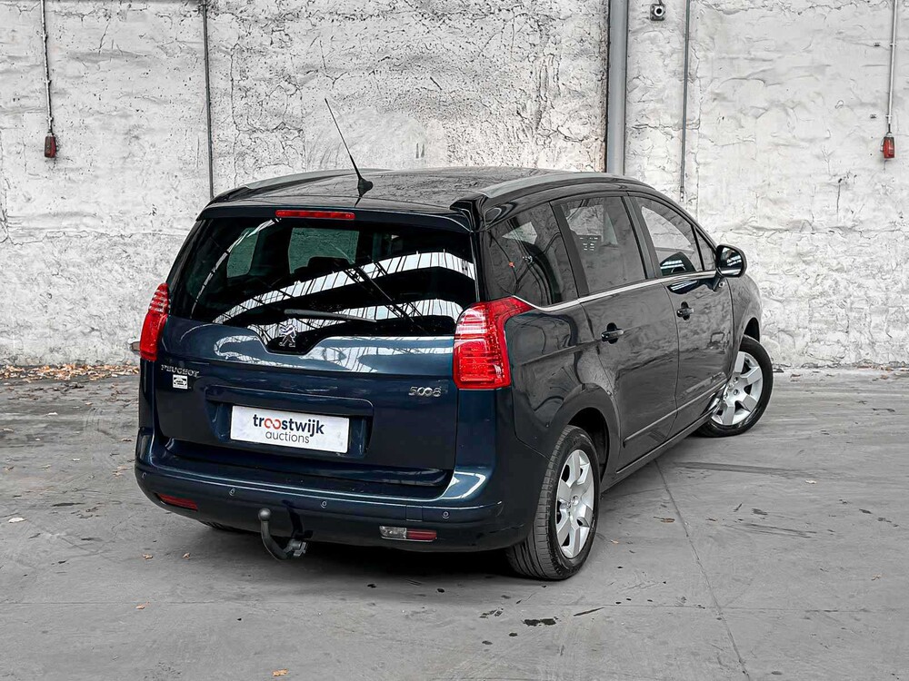 Peugeot 5008 1,6 THP Style 7p. 154 PS 2013, 3-KPS-24