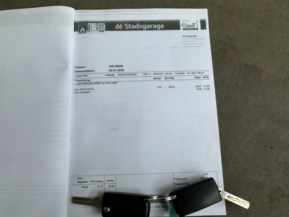 Peugeot 5008 1,6 THP Style 7p. 154 PS 2013, 3-KPS-24