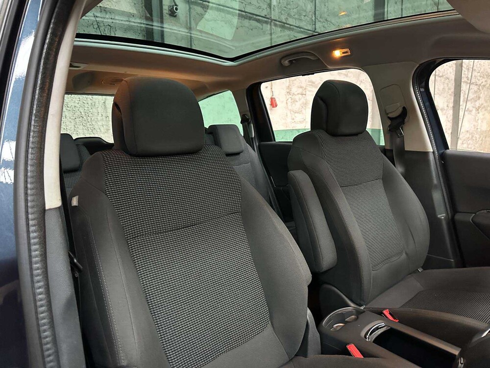 Peugeot 5008 1,6 THP Style 7p. 154 PS 2013, 3-KPS-24