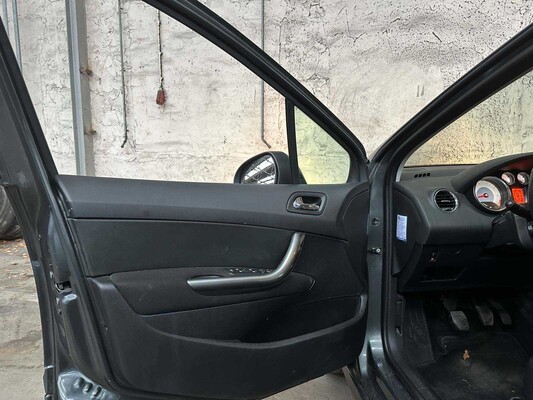 Peugeot 308 SW 1,6 THP Allure 7p 154 PS 2013, 7-KBD-01