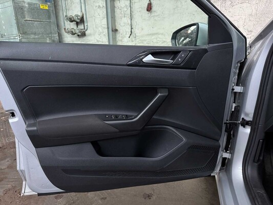 Volkswagen Polo 1.0 TSI Business 2022 -Automatik-, JLV-65-K