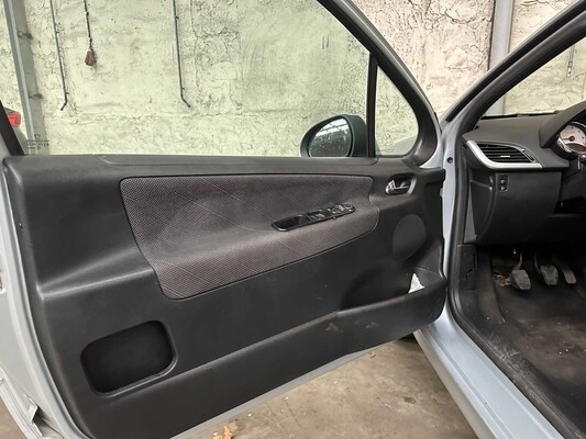 Peugeot 207 1.4 VTi XS Pack 95PS 2007, 43-SRF-3