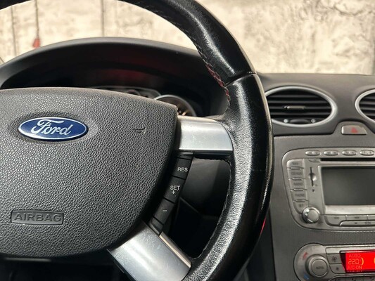 Ford Focus Kombi 1.8 Limited Flex.F. 123 PS 2011, 96-NZR-8