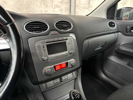 Ford Focus Kombi 1.8 Limited Flex.F. 123 PS 2011, 96-NZR-8