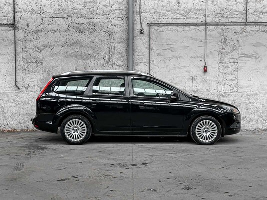 Ford Focus Kombi 1.8 Limited Flex.F. 123 PS 2011, 96-NZR-8