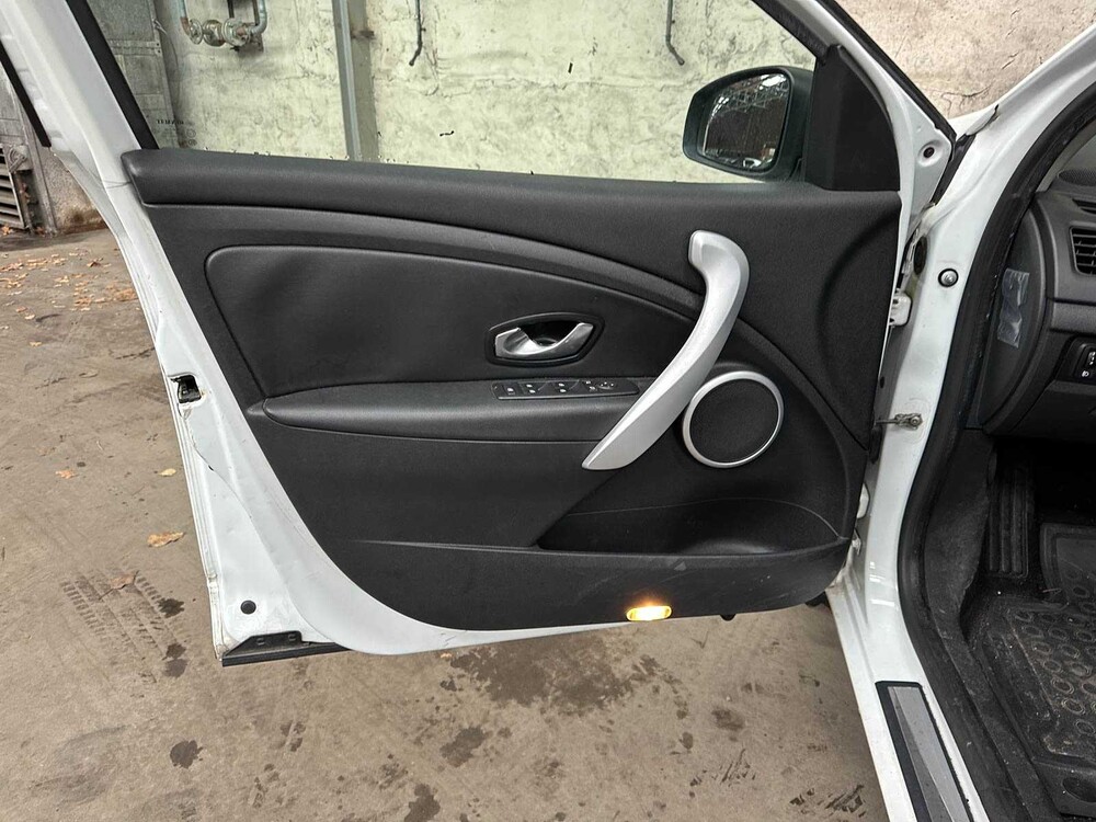 Renault Fluence Z.E. Dynamique (ehemals Battery) 68 PS 2012, 38-TBX-9