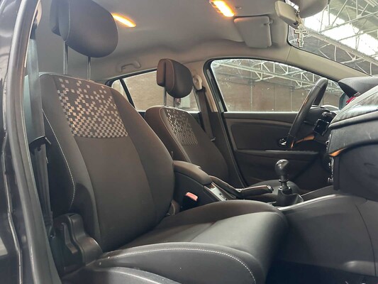 Renault Mégane 1.6 Authentique 101 PS 2012, GK-800-B