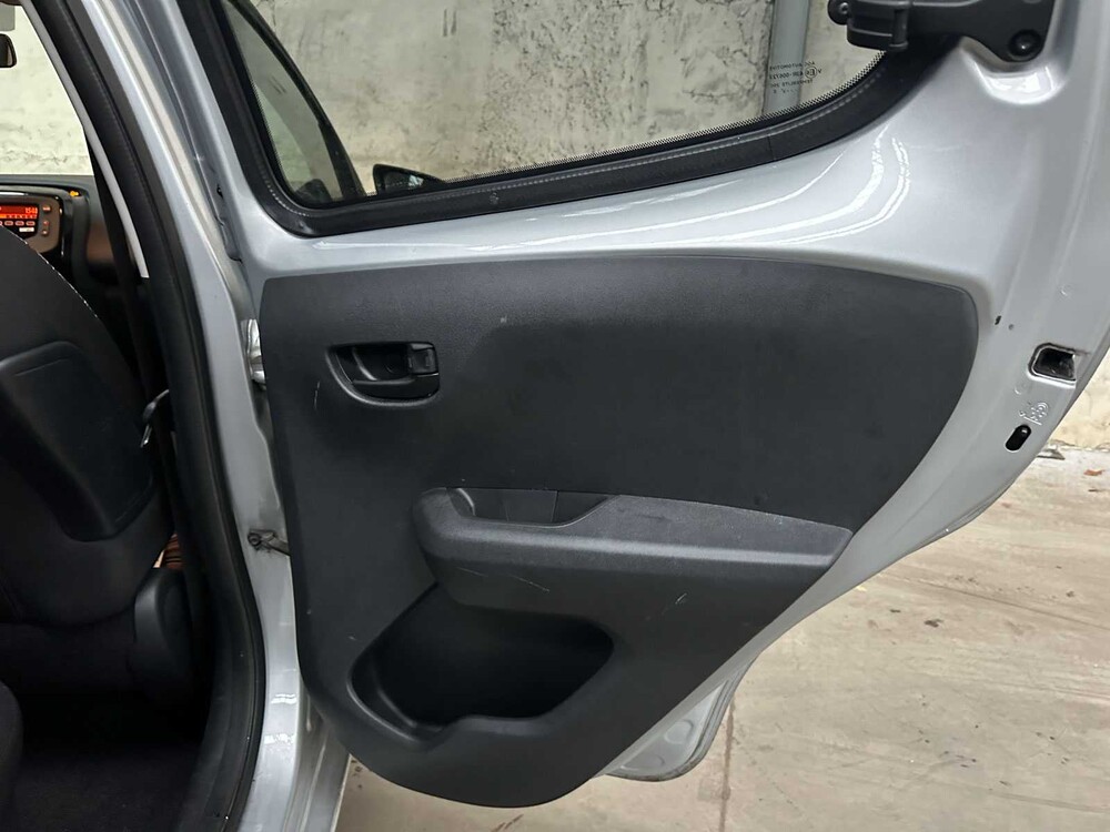 Citroen C1 1.0 VTi Feel 71hp 2020, J-940-LG