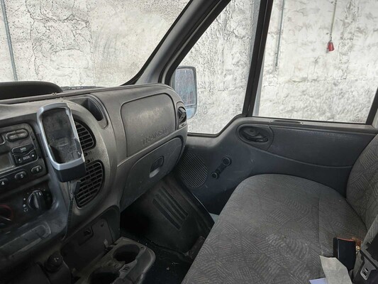Ford Transit 260S 2.0TDdi 86PS 2003, 33-BK-DB