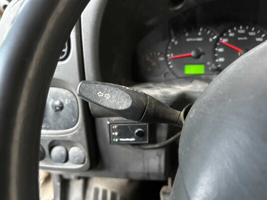 Ford Transit 260S 2.0TDdi 86PS 2003, 33-BK-DB