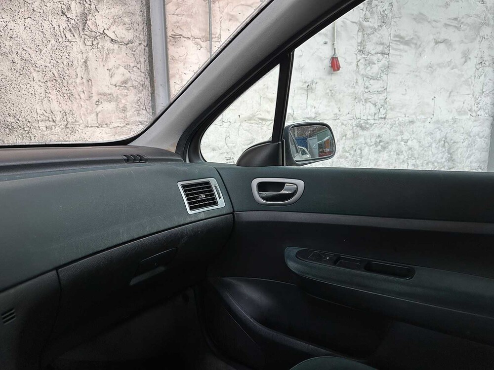 Peugeot 307 SW 1.6 16V 109 PS 2003, 98-NL-HN