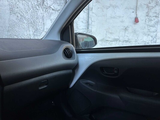 Peugeot 108 1.0 e-VTi Active 72 PS 2021 (Erstbesitzer), L-735-VT