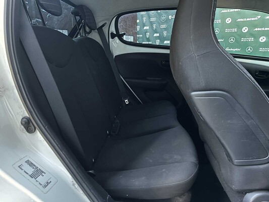 Peugeot 108 1.0 e-VTi Active 72 PS 2021 (Erstbesitzer), L-735-VT