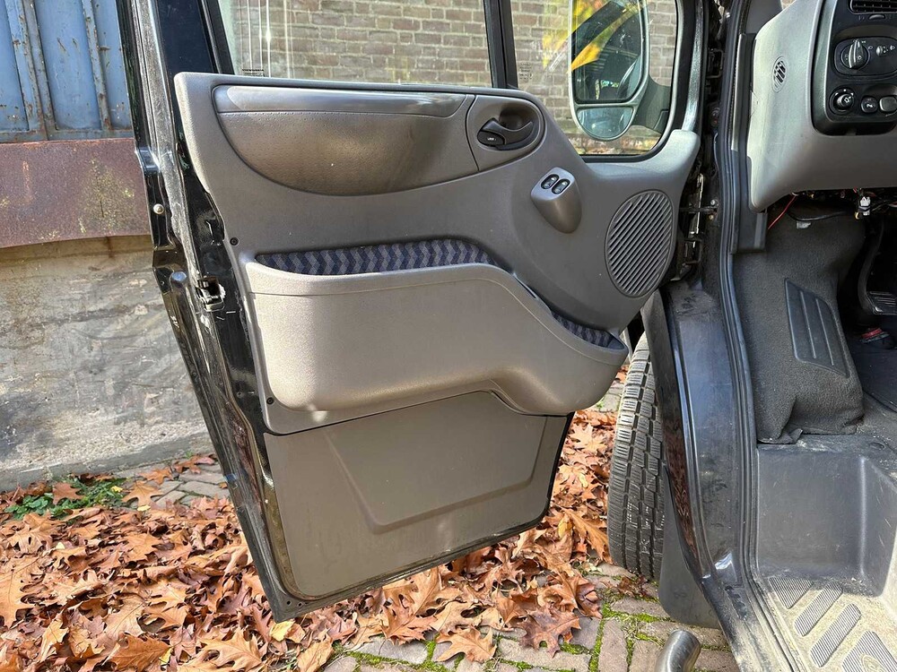 Ford Transit 260S FD DC 125 Camper 125 PS 2003, J-557-JB