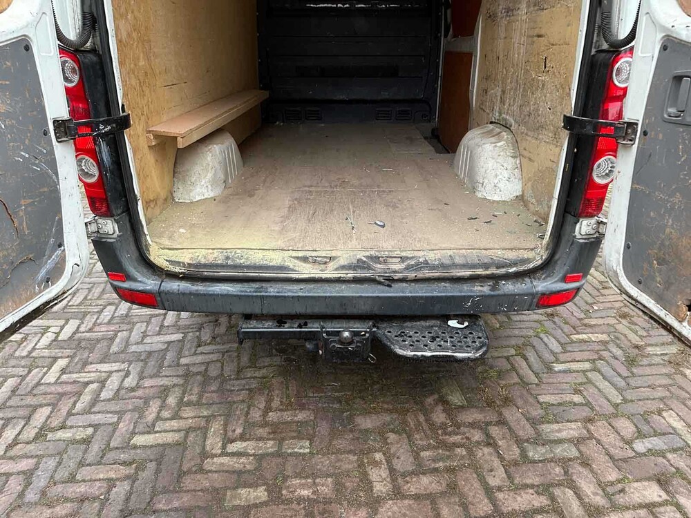 Volkswagen Crafter 35 2,5 TDI L2H2 109 PS 2010, 7-VJR-93