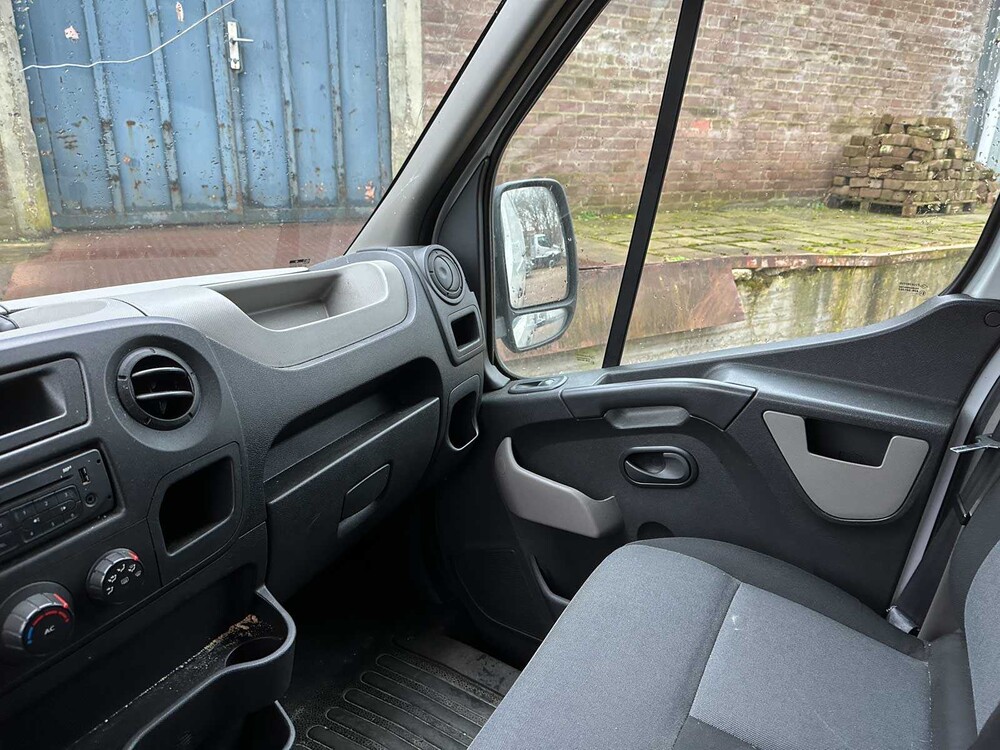 Renault Master T35 2,3 dCi L2H3 Eco 125 PS 2013, VD-911-L