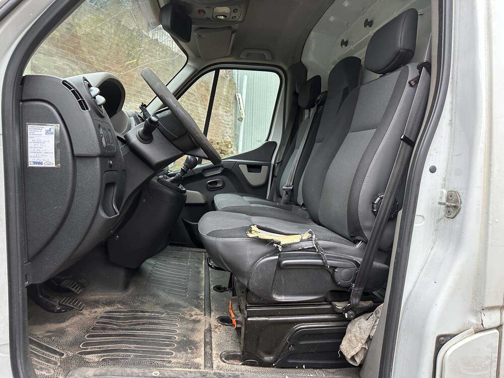 Renault Master T35 2,3 dCi L2H3 Eco 125 PS 2013, VD-911-L