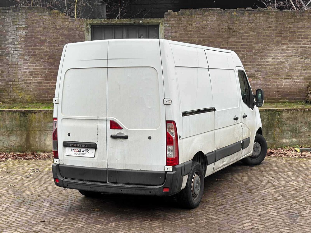 Renault Master T35 2,3 dCi L2H3 Eco 125 PS 2013, VD-911-L