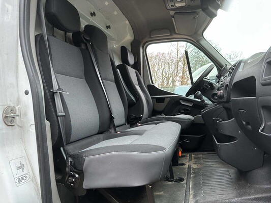 Renault Master T35 2,3 dCi L2H3 Eco 125 PS 2013, VD-911-L