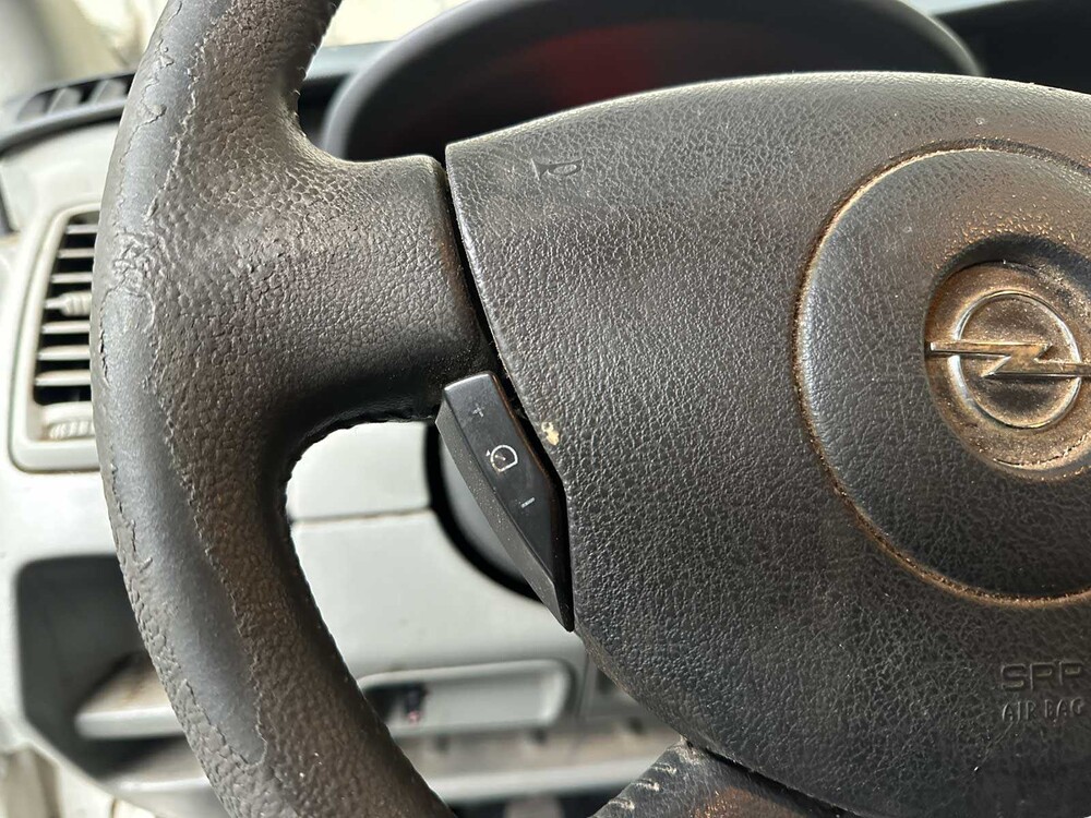 Opel Vivaro 2.0 CDTI L2H1 89 PS 2011, 5-VRS-69