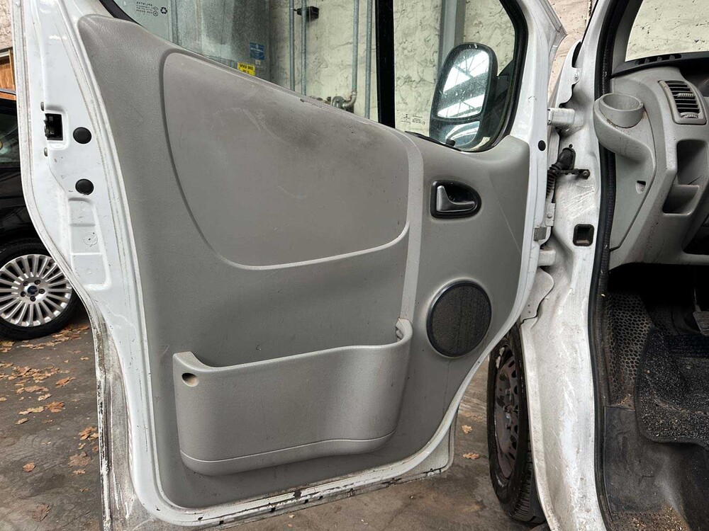 Opel Vivaro 2.0 CDTI L2H1 89 PS 2011, 5-VRS-69