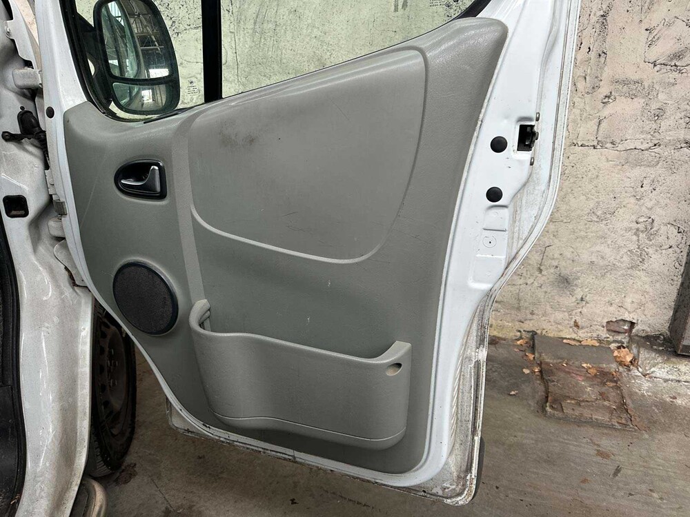 Opel Vivaro 2.0 CDTI L2H1 89 PS 2011, 5-VRS-69