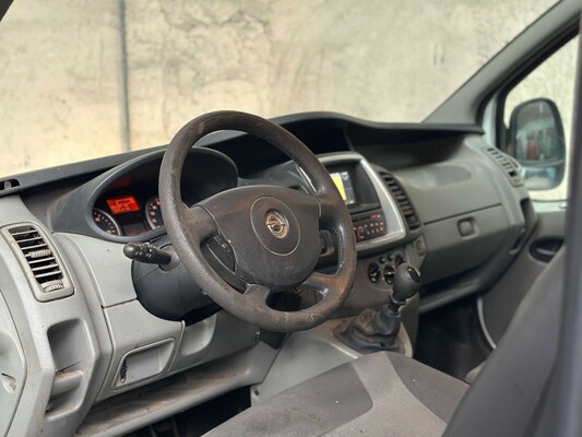 Opel Vivaro 2.0 CDTI L2H1 89 PS 2011, 5-VRS-69