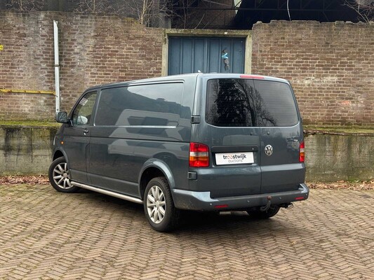 Volkswagen Transporter 2.5 TDI 340 172pk 2005 DSG 